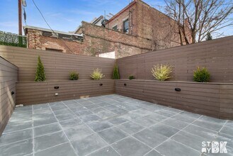 610 Myrtle Ave in Brooklyn, NY - Building Photo - Building Photo