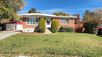 967 Charlton Cir in Salt Lake City, UT - Building Photo