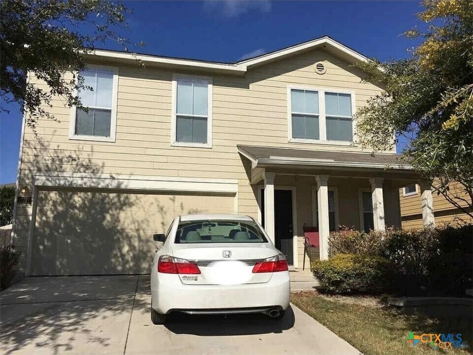 11719 Wayward Daisy in San Antonio, TX - Foto de edificio