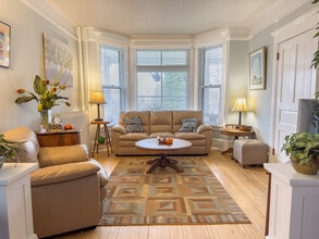 909 E 5th St, Unit 909 Lower in Duluth, MN - Building Photo - Building Photo