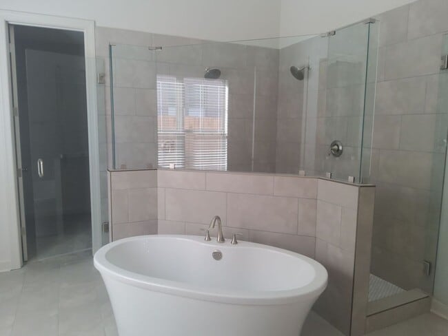 260 Valleyview Ln in Oakland, TN - Building Photo - Building Photo