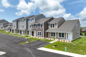 375-395 Skylar Dr in Christiansburg, VA - Building Photo - Building Photo
