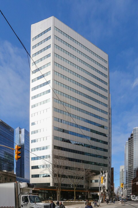 105-111 Front St E in Toronto, ON - Building Photo