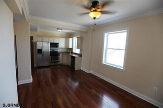 111 S Cambridge Ave in Ventnor City, NJ - Building Photo - Building Photo