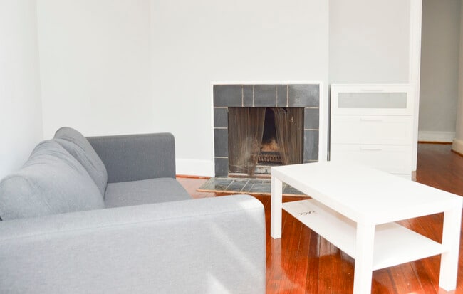 201 Kentucky Ave SE, Unit #2