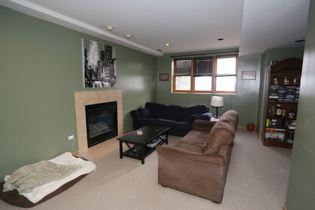 918 N Paulina St, Unit A01W in Chicago, IL - Foto de edificio - Building Photo