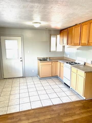 601 S Papa Ave in Kahului, HI - Building Photo