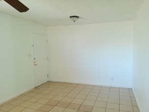 2701 Nemec St in Corpus Christi, TX - Building Photo - Building Photo