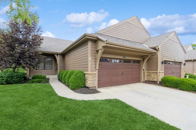 7808 W 158th Pl in Overland Park, KS - Building Photo - Building Photo