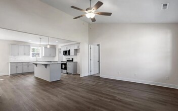 476 Placid Pond Dr in Broadway, NC - Building Photo - Building Photo