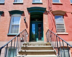 1004 Willow Ave in Hoboken, NJ - Building Photo - Building Photo