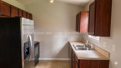 6017 Friendship Ln in Knoxville, TN - Building Photo - Building Photo