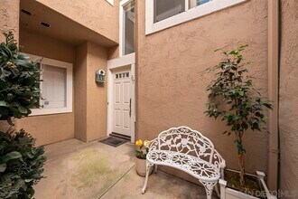 7274 Shoreline Dr in San Diego, CA - Building Photo - Building Photo