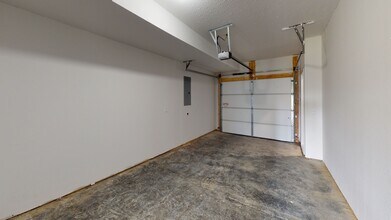 2309 Anderson Rd in Crescent Springs, KY - Building Photo - Building Photo
