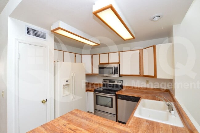 1559 E Drake Dr in Tempe, AZ - Building Photo - Building Photo