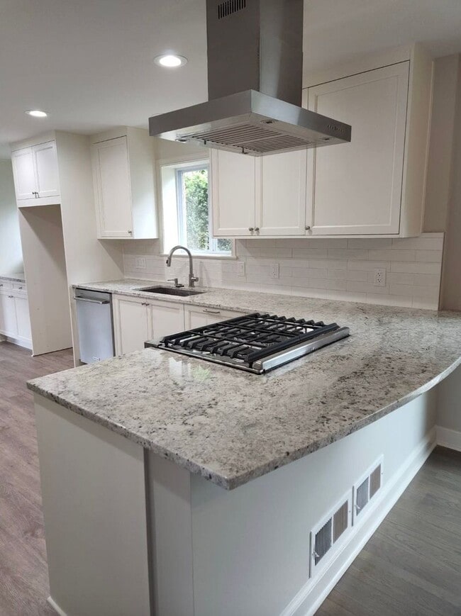 4840 Alton Pl NW in Washington, DC - Building Photo - Building Photo