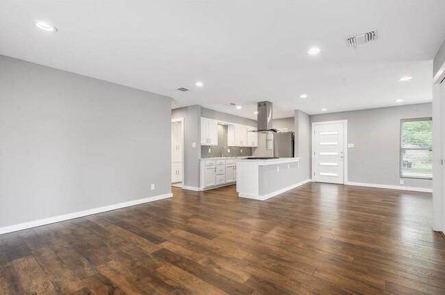 7611 Northcrest Blvd in Austin, TX - Building Photo - Building Photo
