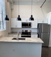 410 Wellons St in Suffolk, VA - Building Photo - Building Photo