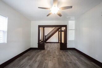 1040 Winfield Ave in Indianapolis, IN - Building Photo - Building Photo