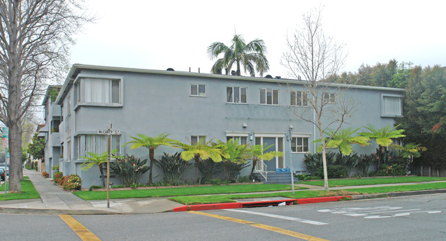 9725 Charleville Blvd in Beverly Hills, CA - Building Photo - Building Photo