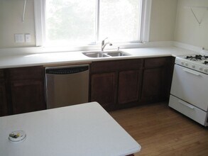 2417 N Cramer St in Milwaukee, WI - Building Photo - Building Photo