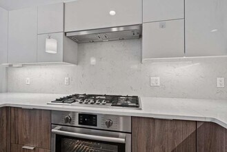 9 Ave at Port Imperial in West New York, NJ - Building Photo - Building Photo