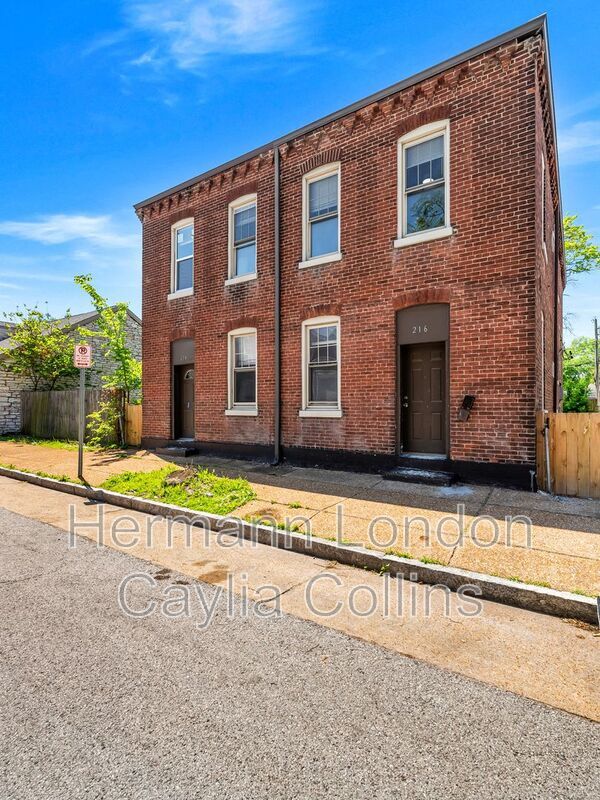 property at 214a-216 Steins St