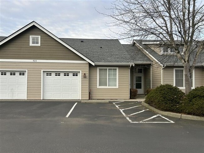 property at 923 Aaron Dr