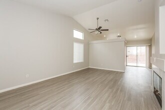 534 Rancho Del Norte Dr in North Las Vegas, NV - Building Photo - Building Photo