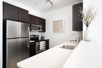 14W Apartments in Washington, DC - Building Photo - Building Photo