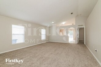 2648 Whispering Trails Dr in Winter Haven, FL - Building Photo - Building Photo