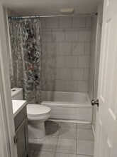 124 Rothesay Dr in Ottawa, ON - Building Photo - Building Photo