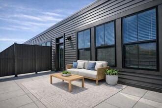 Ogden Apartments in Columbus, OH - Foto de edificio - Building Photo