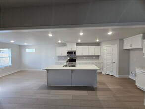 480 S Benchmark Ln in Fayetteville, AR - Building Photo - Building Photo