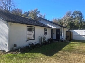 13091 Old Crystal River Rd in Brooksville, FL - Building Photo - Building Photo