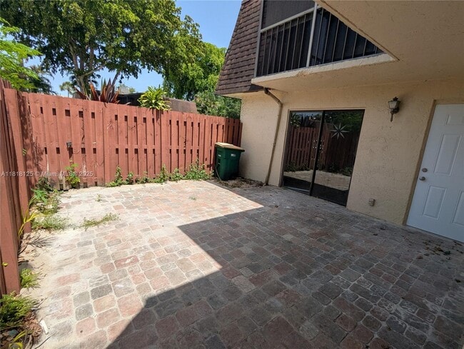 5825 Swordfish Ct in Tamarac, FL - Building Photo - Building Photo