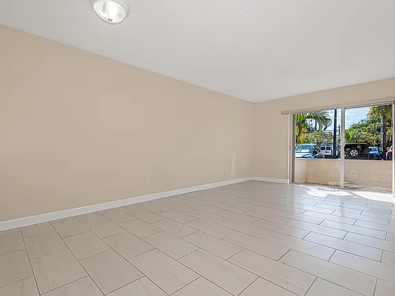 7765 SW 86th St in Miami, FL - Building Photo - Building Photo
