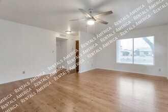 5624 W Townley Ave in Glendale, AZ - Building Photo - Building Photo
