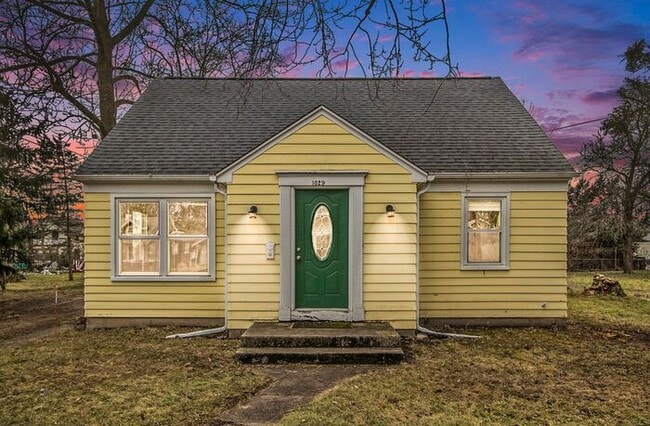 property at 1029 Dayton Ave