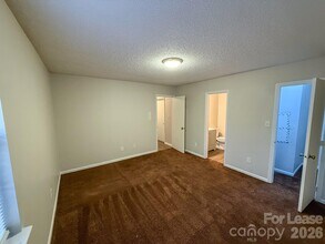 3006 Overlook Trail in Charlotte, NC - Building Photo - Building Photo