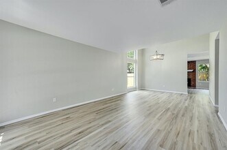 15316 Ecorio Dr in Austin, TX - Building Photo - Building Photo