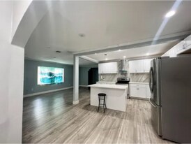 2337 37th St S in St. Petersburg, FL - Building Photo