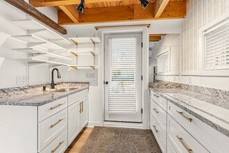 264 Lake St in Haddonfield, NJ - Building Photo - Building Photo