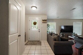 33 Coralberry Rd in Spring, TX - Building Photo - Building Photo