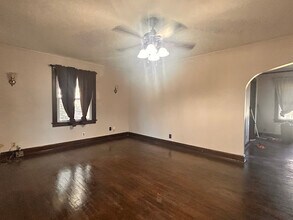 7915 Westridge Rd in Raytown, MO - Building Photo - Building Photo