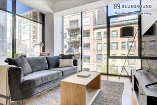 676 N La Salle Dr in Chicago, IL - Building Photo