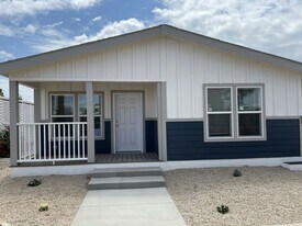 19802 N 32nd St in Phoenix, AZ - Building Photo