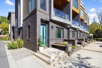 3301 Spencer St in Charlotte, NC - Building Photo - Building Photo