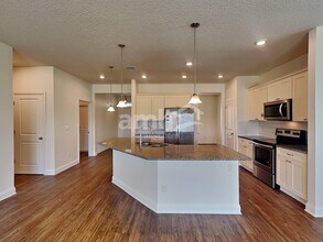 898 Sunny Stroll Dr in Middleburg, FL - Building Photo - Building Photo