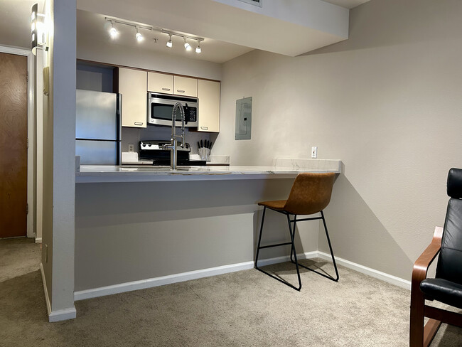 2727 Folsom St, Unit 306 in Boulder, CO - Building Photo - Building Photo